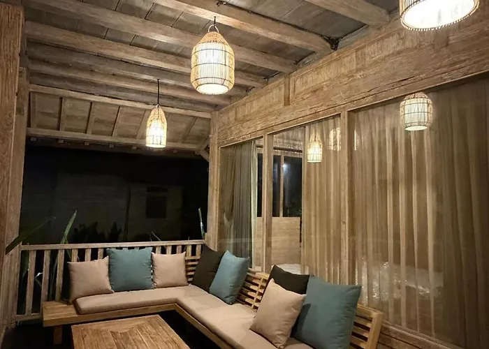 Agaliving Medewi 4* Pulukan