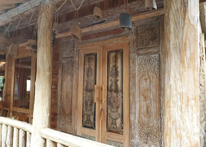 Agaliving Medewi Bed & Breakfast 4*